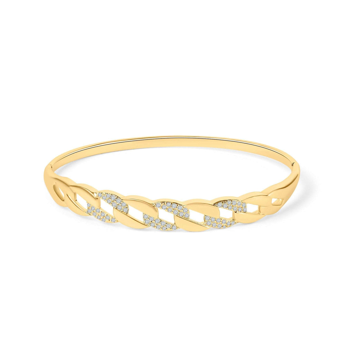 Cieta bangle aproce ar ķēdes posmu rakstu, daļa posmu klāta cirkoniem, apzeltīta